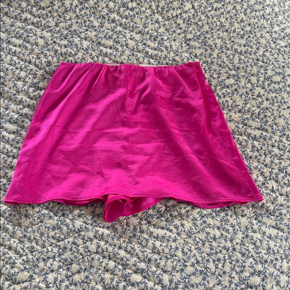 Show Me Your MuMu Vibrant Pink Women's Skort